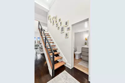 421 Hudson Street #607, New York, NY 10014 - Photo 4