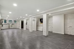 534 Kosciuszko St, New York City, NY 11221 - Photo 48