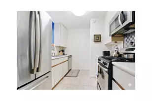 317 W 95th St, New York, NY 10025 - Photo 8