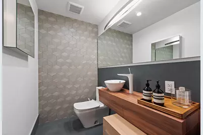 440 W 20th Street, New York, NY 10011 - Photo 12