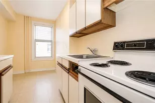 190 72nd St, New York City, NY 11209 - Photo 10