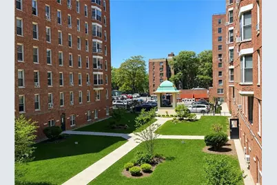 190 72nd Street #122, New York City, NY 11209 - Photo 16