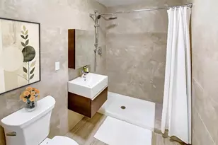 28-20 Astoria Blvd, Astoria, NY 11102 - Photo 4
