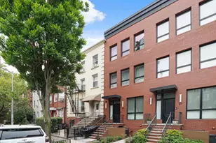 85 Calyer St, New York City, NY 11222 - Photo 2