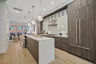85 Calyer St, New York City, NY 11222 - Photo 8