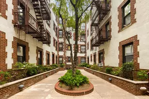 31-14 Crescent St, New York City, NY 11106 - Photo 8