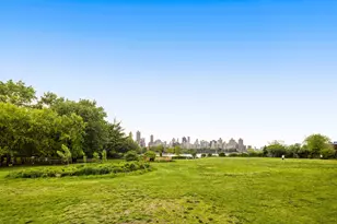 31-14 Crescent St, New York City, NY 11106 - Photo 12