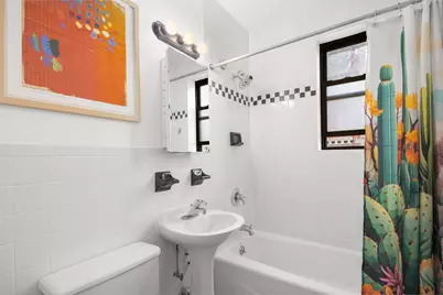 31-14 Crescent Street #2D, Astoria, NY 11106 - Photo 4