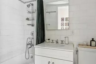 415 W 57th St, New York City, NY 10019 - Photo 8