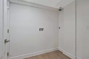 21-31 Shore Blvd, Astoria, NY 11105 - Photo 22