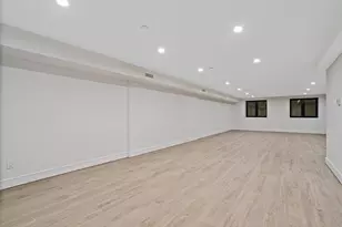 21-31 Shore Blvd, Astoria, NY 11105 - Photo 20