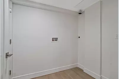 21-31 Shore Boulevard #1B, Astoria, NY 11105 - Photo 22