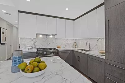 21-31 Shore Boulevard #1B, Astoria, NY 11105 - Photo 10