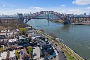 21-31 Shore Blvd, New York City, NY 11105 - Photo 30
