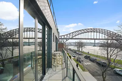 21-31 Shore Boulevard #3B, Astoria, NY 11105 - Photo 10