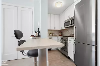 310 W 56th Street #9E, New York, NY 10019 - Photo 2