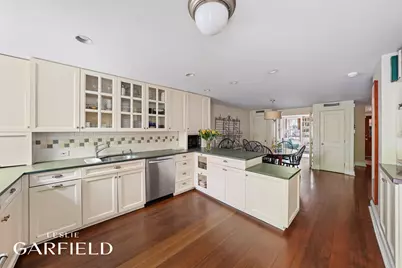 512 E 87th Street, New York City, NY 10128 - Photo 18