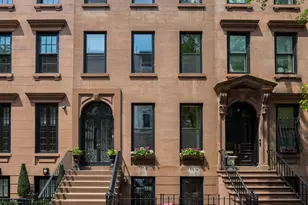 512 E 87th St, New York City, NY 10128 - Photo 2