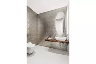 21 E 96th St, New York City, NY 10129 - Photo 8