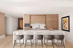215 Sullivan St, New York City, NY 10012 - Photo 4
