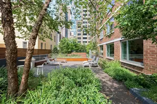 301 W 53rd St, New York City, NY 10019 - Photo 8
