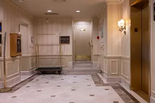 340 W 57th St, New York City, NY 10019 - Photo 12