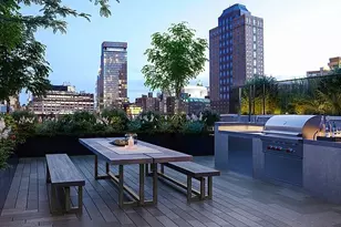 180 Front St, New York City, NY 11201 - Photo 10