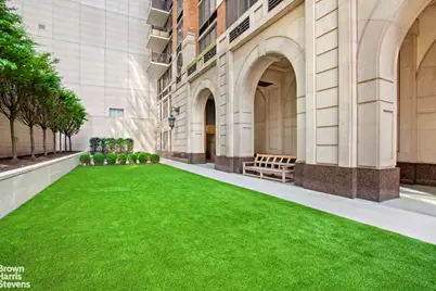 161 W 61st Street #15H, New York, NY 10023 - Photo 14