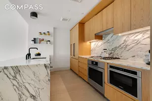 308 N 7th St, New York City, NY 11211 - Photo 4