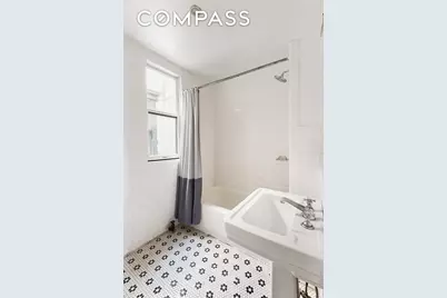 147 Sullivan Street #5C, New York, NY 10012 - Photo 4