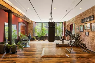 345 W 13th St, New York City, NY 10014 - Photo 18