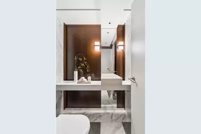 150 W 56th Street #6001, New York, NY 10019 - Photo 18
