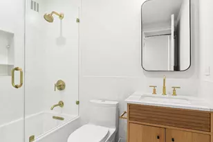 236 E 47th St, New York City, NY 10017 - Photo 8
