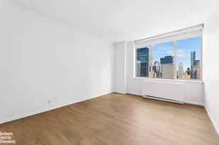236 E 47th St, New York City, NY 10017 - Photo 10