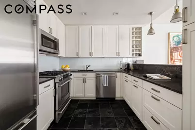 131 E 81st Street #4A, New York City, NY 10028 - Photo 4