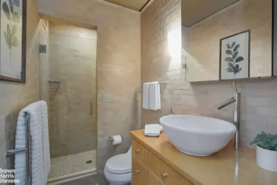 48 Gramercy Park N #1B, New York City, NY 10010 - Photo 6