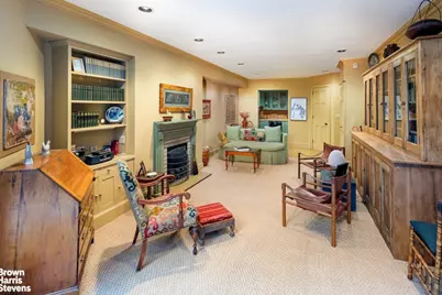 48 Gramercy Park N #1B, New York City, NY 10010 - Photo 2