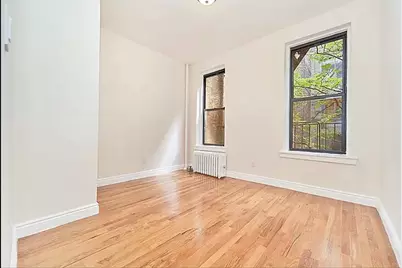 230 E 25th Street #5E, New York City, NY 10010 - Photo 2