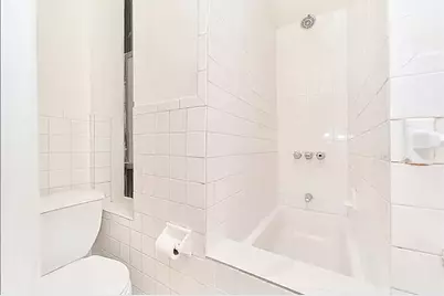 230 E 25th Street #5E, New York, NY 10010 - Photo 4