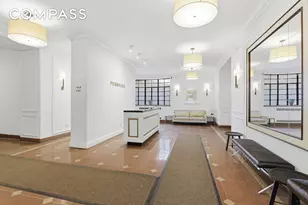 357 W 55th St, New York, NY 10019 - Photo 8