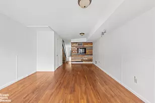 17 Tessa Ct, New York, NY 10304 - Photo 2