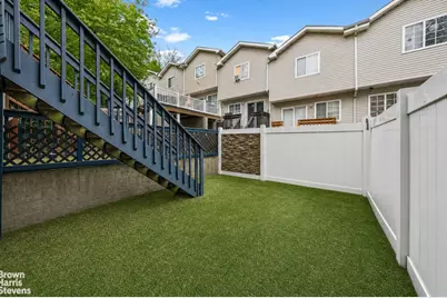 17 Tessa Court, New York, NY 10304 - Photo 18