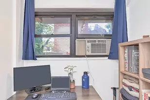 226 W 13th St, New York, NY 10011 - Photo 4