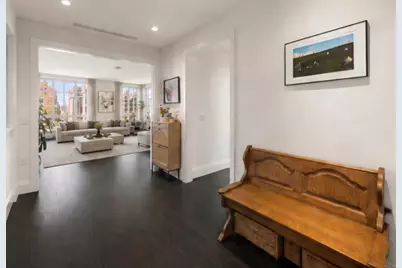 200 E 95th Street #14B, New York, NY 10128 - Photo 4
