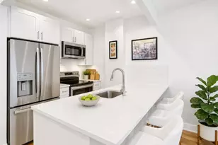 208 W 88th St, New York, NY 10024 - Photo 2