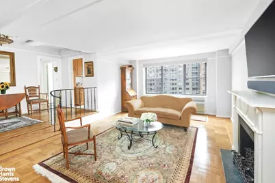 235 E 73rd Street #8D, New York City, NY 10021 - Photo 1