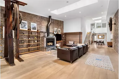 28 Cliff Street #4, New York, NY 10038 - Photo 2