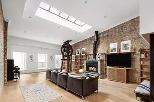 28 Cliff St, New York, NY 10038 - Photo 1