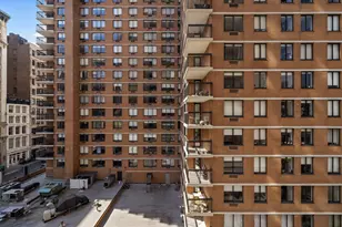 60 E 8th St, New York City, NY 10003 - Photo 8