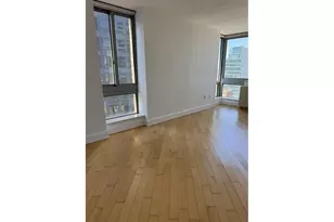 235 E 55th St, New York, NY 10022 - Photo 2